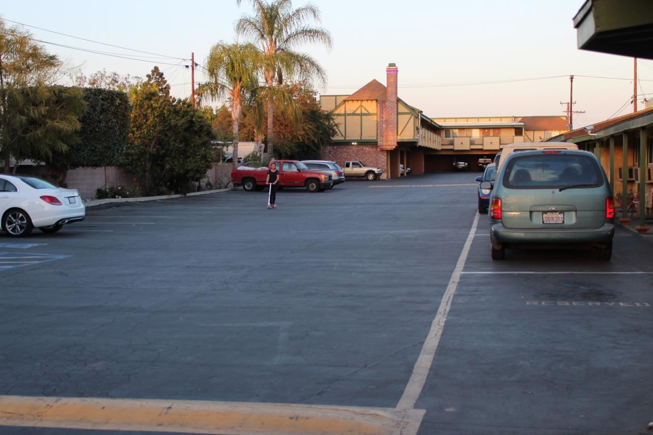 Starlite Motel Bellflower Εξωτερικό φωτογραφία