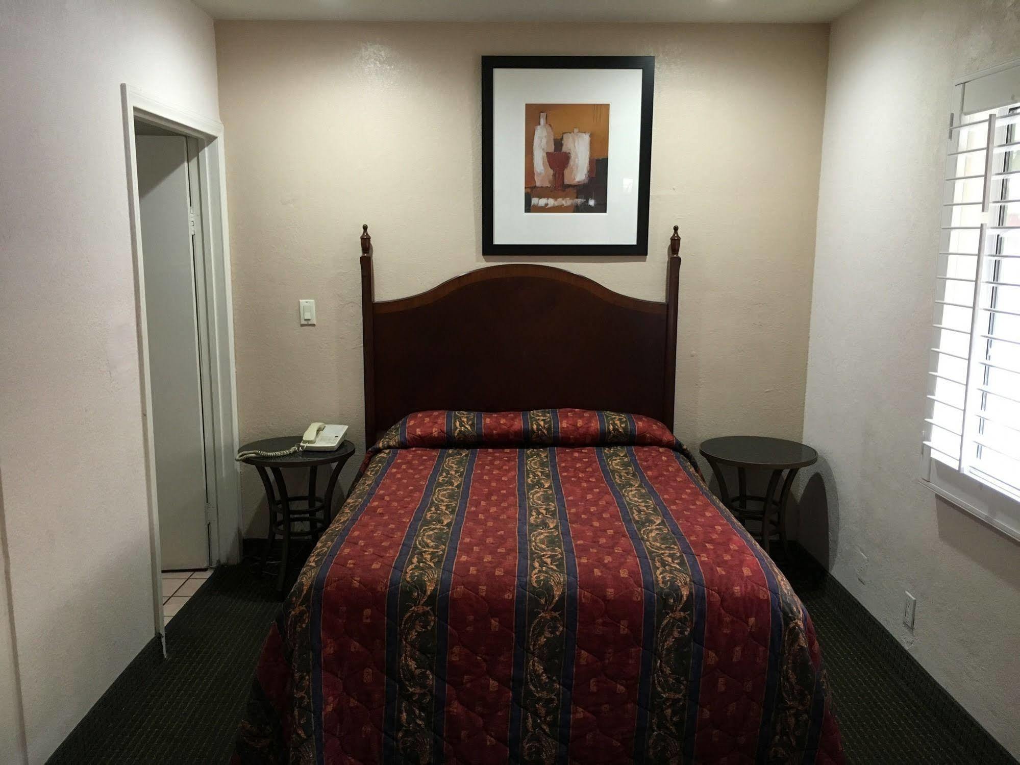 Starlite Motel Bellflower Εξωτερικό φωτογραφία